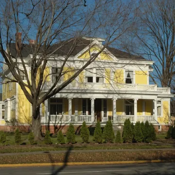 Ringling House Bed & Breakfast