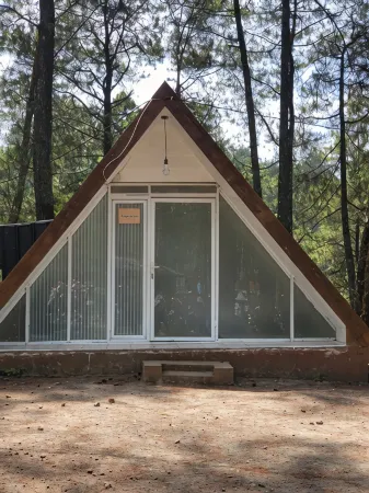 Triangle House Cozyland Отели рядом с достопримечательностью «Тангкубан»