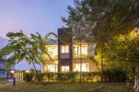 Flamingo Villa Owner_ Villa in Dai Lai Vinh Phuc Hotels in Phúc Yên