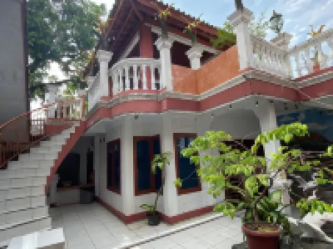 Penginapan Guntary Hotels near Al Azhar Grand Mosque