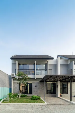 Arumnala with butler and brekafast at Kota baru Parahyangan Отели в г. Batujajar