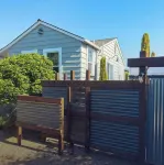 Walk to downtown, Oxbow, BottleRock, nightlife, dining & shops! Spa and more!