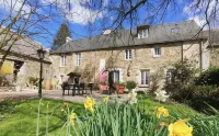 Manoir Desnachez Hotels in Ploermel