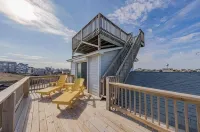 Nautical Endeavors Hotels in Kinnakeet