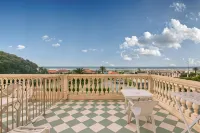 Hotel Happy - Ocean View