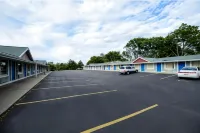 Americas Best Value Inn and Suites Jackson - parking