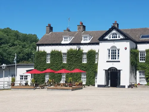 Llwyngwair Manor, Newport, Pembrokeshire - Pet friendly