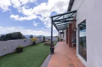 Hills Aranda Nova Hotel