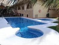 Hostal Mont Royal - guesthouses