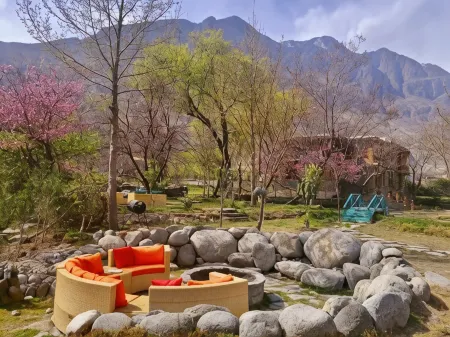 Riverdale Resort Отели рядом с Аэропорт Гилгит