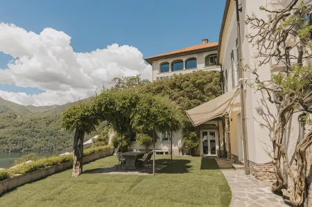 Villa Antica Colonia Spa & Wellness Отели в г. Pettenasco