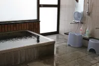 鳴き砂温泉かけ流しの宿民宿尾江 - 温泉