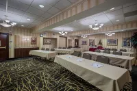 Holiday Inn Express & Suites Youngstown N (Warren/Niles)