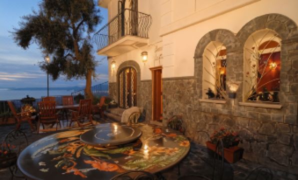 La Dimora le Fumarole Rooms - Housity