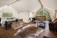 Under Canvas Mount Rushmore Hotel di Mount Rushmore UT