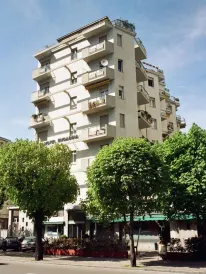 Hotel Engadina