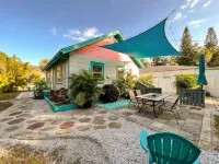 Spacious Yard and Close to Waterfront District - Charming Coastal Escape