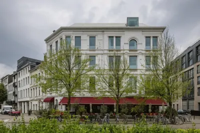 Hotel Pilar Hotels near Ann Demeulemeester