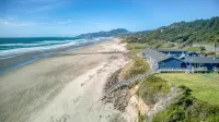 Moolack Shores Inn Hotels in Otter Rock