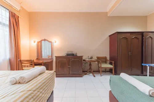 Hotel Ayong Linggarjati Kuningan Mitra RedDoorz