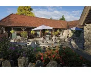 The Talkhouse Hotel di Forest Hill with Shotover