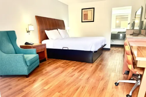 Baymont by Wyndham Metter Hotels in Metter