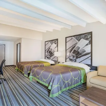 Super 8 by Wyndham Melbourne