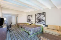 Super 8 by Wyndham Melbourne Hotels in Melbourne