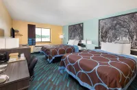 Super 8 by Wyndham Somerset Hotels in Somerset