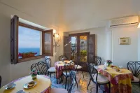 L'Antico Borgo Dei Limoni - Bed and Breakfasts