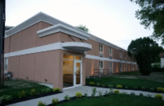 Aashram Hotel by Niagara River