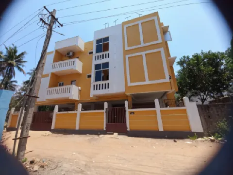 Cheerful 2-Bedroom Near Auro Beach Hotels in 