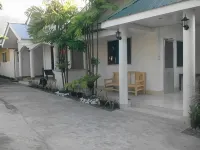 Pabua's Cottages Hotels in 
