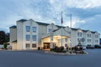 Hawthorn Suites by Wyndham Allentown-Fogelsville Hotels near Rite Aid