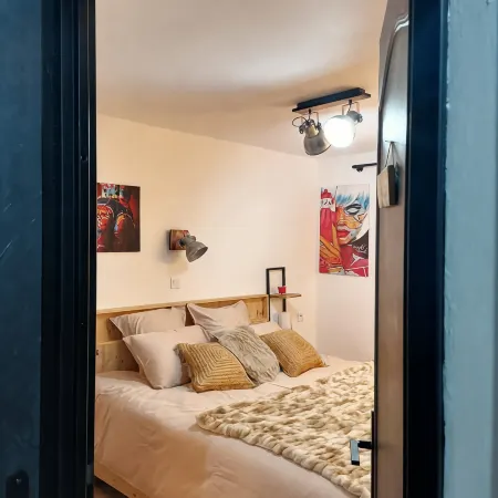 Maison Deco Pop Et Chaleureuse Avec Spa, Sauna