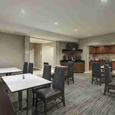 Residence Inn Bryan College Station Dining/Meeting Rooms