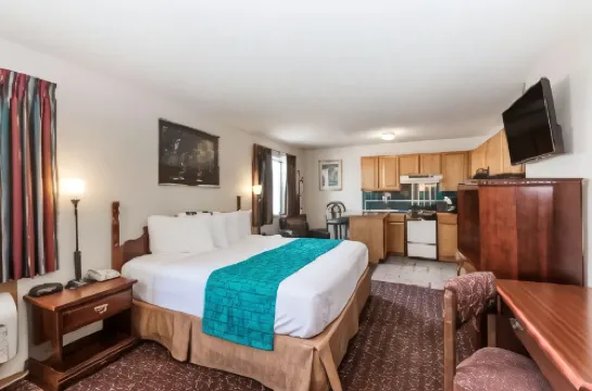 Howard Johnson by Wyndham Wichita Airport Hotels in Wichita