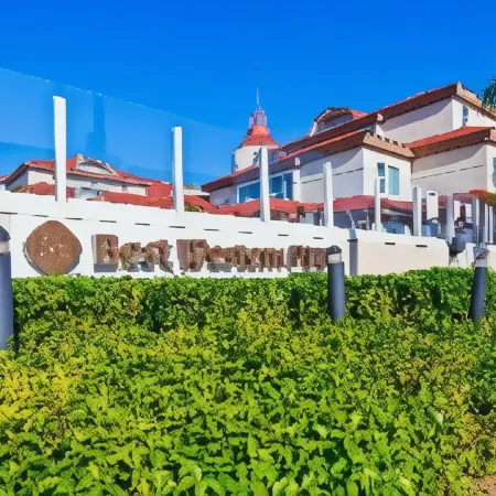 Best Western Plus Suites Hotel Coronado Island