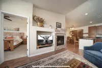 Cozy Fall Retreat, Granby Ranch Condo with Fireplace & Views