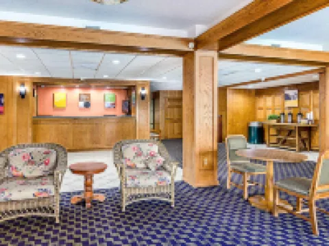 Travelodge by Wyndham Roanoke Hotels in Catawba