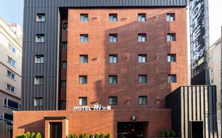 Cheonan Shining Bin Отели рядом со станцией Ssangyong Station