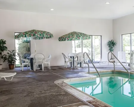 Quality Inn Midway Отели в г. Майерстаун