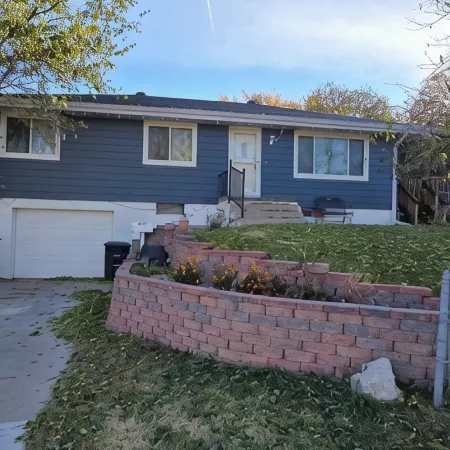 Cozy Home with  Big Porch near Downtown and Zoo