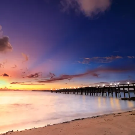 Jansom Beach Resort