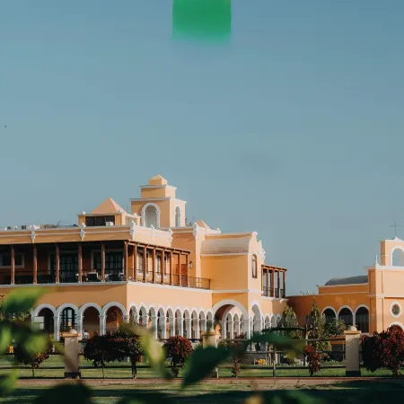 Hotel & Hacienda la Caravedo