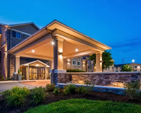 Best Western Plus North Joliet Hotels in Joliet