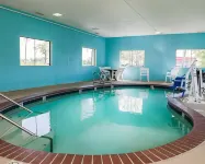 Quality Inn Franklin I-65 - Pools