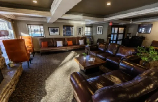 The Mammoth Creek Inn