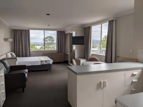 Parklane Motel - balcony