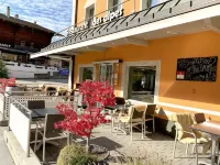 Boutique Und Bier Hotel des Alpes